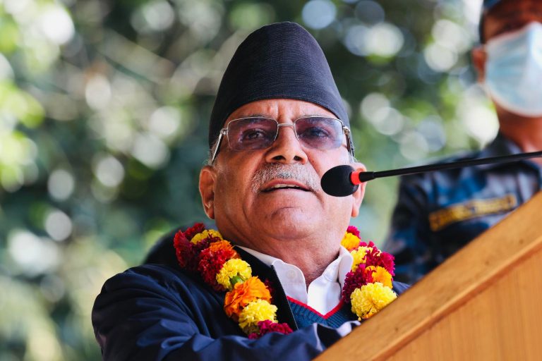 अस्थिर कामरेड प्रचण्डलाई गल्ती सुधार्ने अवसर