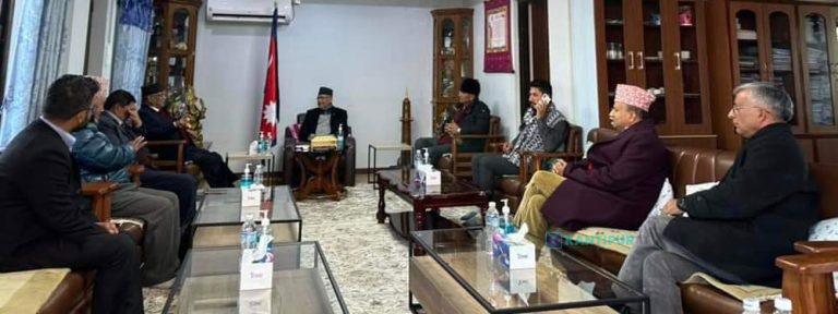 पुष्पकमल दाहाललाई प्रधानमन्त्री बनाउन बालकोटमा सहमति, दाहाल-ओलीले पालैपालो चलाउने