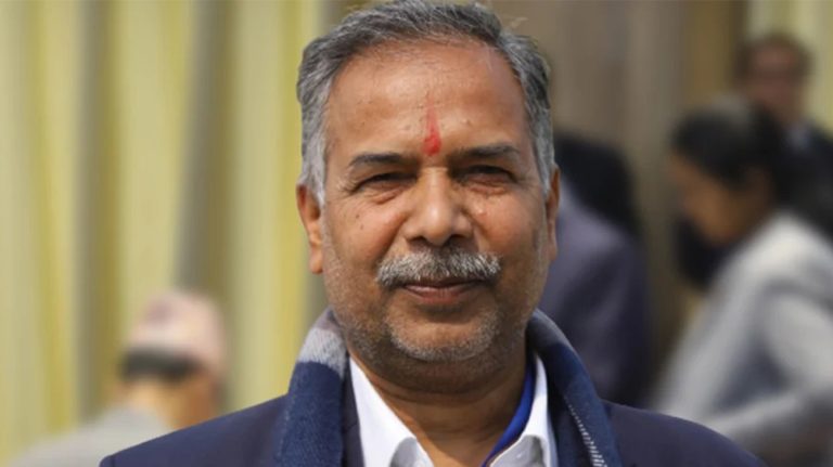 उपराष्ट्रपति यादवले राष्ट्रपति पौडेलसँग लिए शपथ