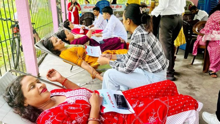चितवनमा आज एकैदिन १६२ युनिट रगत संकलन