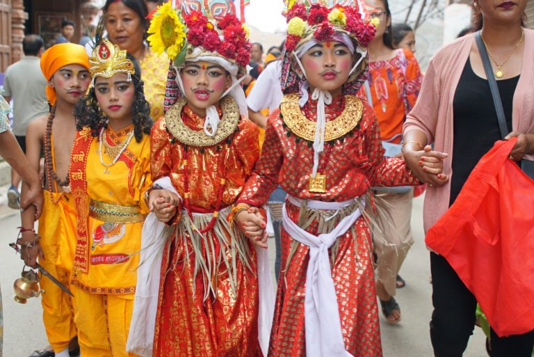 गाईजात्रा पर्व मनाइँदै, काठमाडौं उपत्यकामा सार्वजनिक बिदा